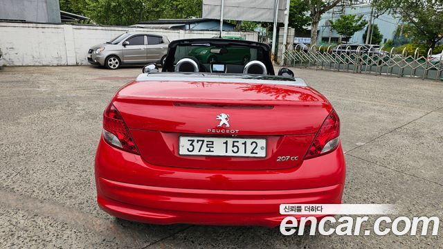 Peugeot 207CC 1.6 First Generation 2013 — фото 6