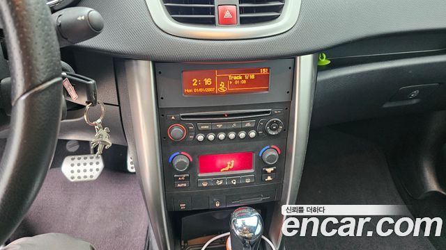 Peugeot 207CC 1.6 First Generation 2013 — фото 19