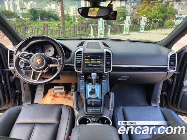Porsche Cayenne 3.6 S 958 2015 — фото 15