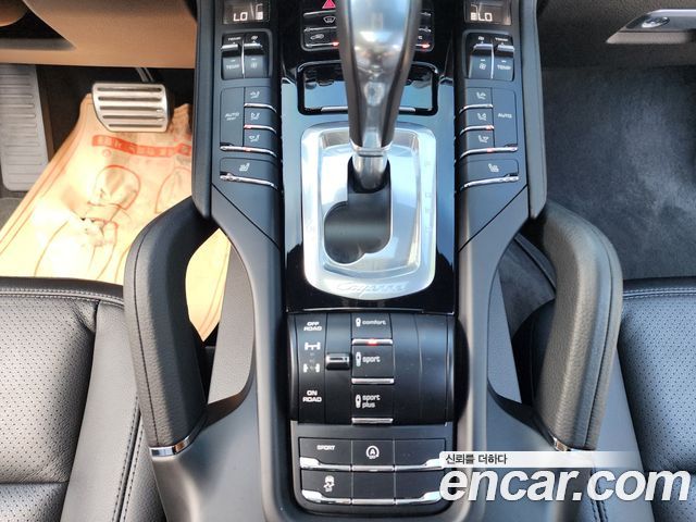 Porsche Cayenne 3.6 S 958 2015 — фото 20