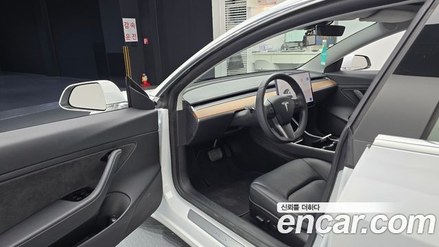 Tesla Model 3 Long Range AWD 2020 — фото 11