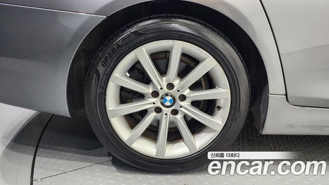 BMW 5 Series (F10) 528i xDrive 2014 — фото 5