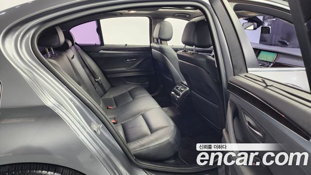 BMW 5 Series (F10) 528i xDrive 2014 — фото 12