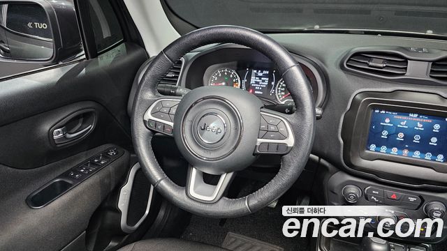 Jeep Renegade 2.4 Longitude 2021 — фото 13