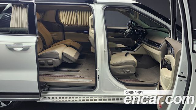 Kia Carnival (IV) Gasoline 7-Seater Hi-Limousine Signature 2023 — фото 10