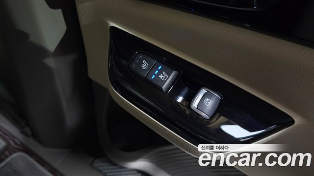 Kia Carnival (IV) Gasoline 7-Seater Hi-Limousine Signature 2023 — фото 16