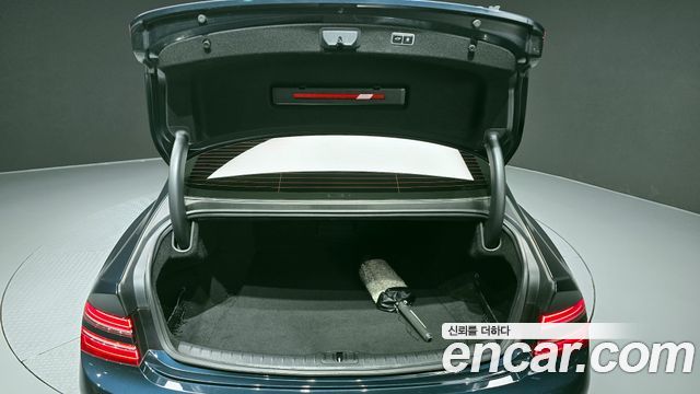 Genesis G80 (RG3) Gasoline 2.5 Turbo AWD 2022 — фото 24