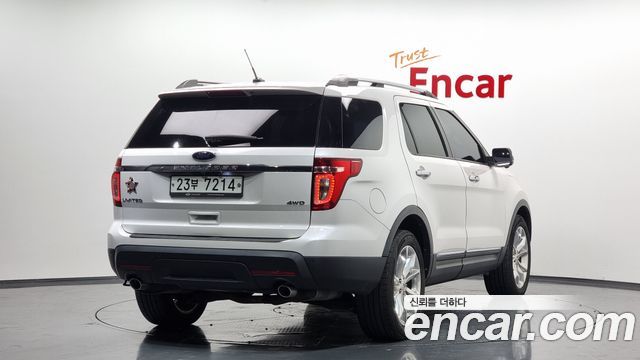 Ford Explorer 3.5 Limited 4WD 5th 2015 — фото 2