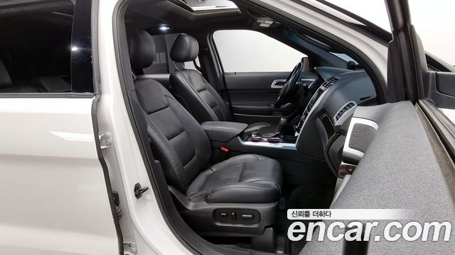 Ford Explorer 3.5 Limited 4WD 5th 2015 — фото 11