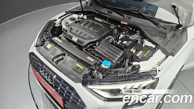 Audi A3 (8Y) 40 TFSI Premium 2023 — фото 6