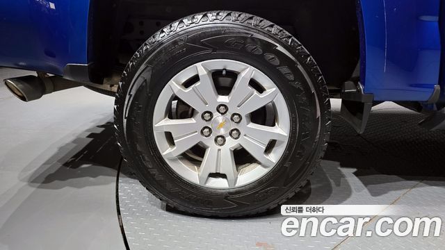 Chevrolet Colorado 3.6 Extreme 4WD 2020 — фото 5