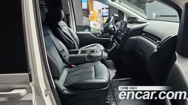 Hyundai Staria Cargo 3-Seater Modern 2024 — фото 10
