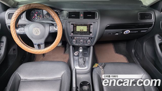 Volkswagen Jetta 2.0 TDI 6th 2014 — фото 7