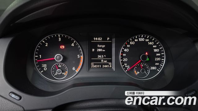 Volkswagen Jetta 2.0 TDI 6th 2014 — фото 8