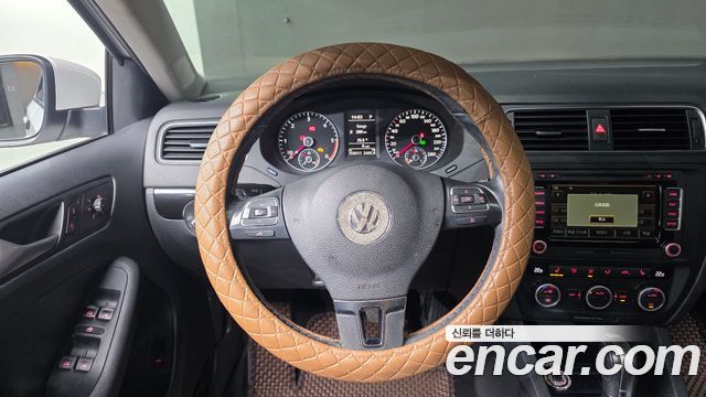 Volkswagen Jetta 2.0 TDI 6th 2014 — фото 14