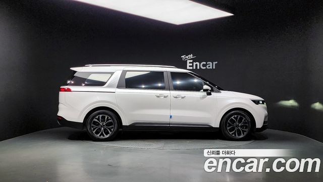 Kia Carnival (IV) Diesel 9-Seater Prestige 2023 — фото 4