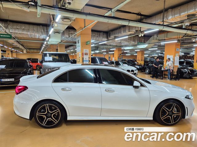Mercedes-Benz A-Class (W177) AMG A35 4MATIC Sedan 2020 — фото 5