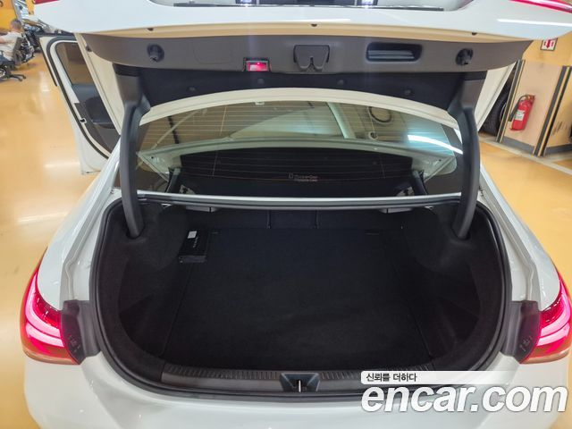 Mercedes-Benz A-Class (W177) AMG A35 4MATIC Sedan 2020 — фото 22