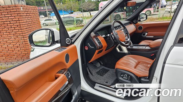 Land Rover Range Rover (IV) 4.4 SDV8 AB DIESEL 2017 — фото 10