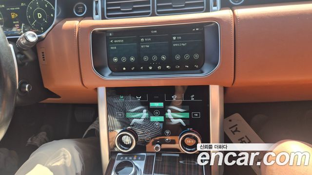Land Rover Range Rover (IV) 4.4 SDV8 AB DIESEL 2017 — фото 19