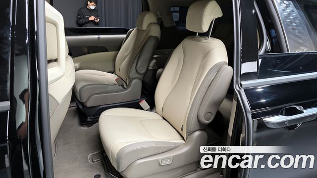 Kia Carnival (IV) Gasoline 9-Seater Signature 2025 — фото 11