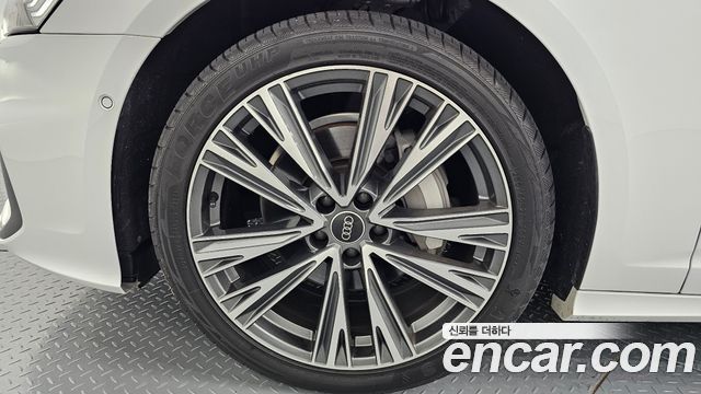 Audi A6 (C8) 45 TDI Quattro Premium 2023 — фото 5