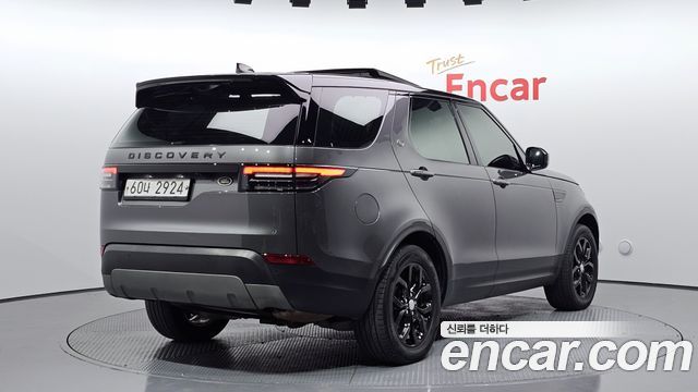 Land Rover Discovery 5 2.0 SD4 SE 2018 — фото 2