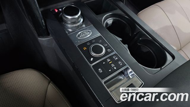Land Rover Discovery 5 2.0 SD4 SE 2018 — фото 9