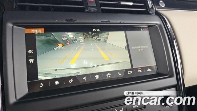 Land Rover Discovery 5 2.0 SD4 SE 2018 — фото 16