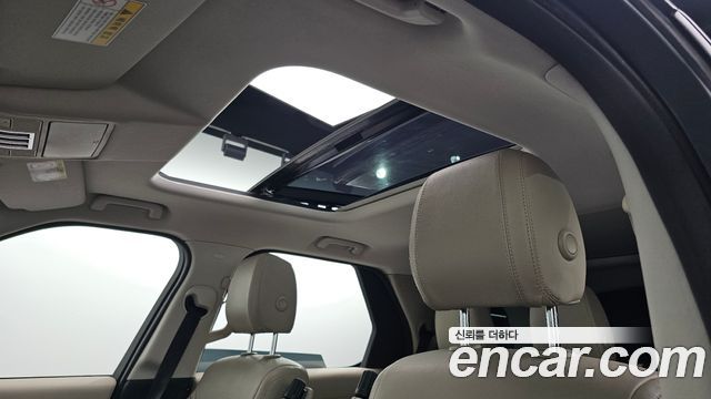 Land Rover Discovery 5 2.0 SD4 SE 2018 — фото 18