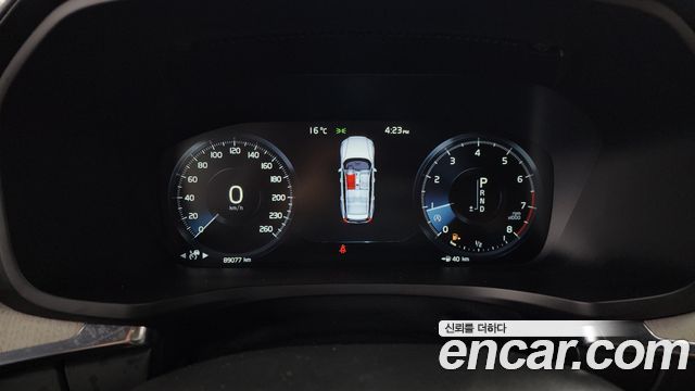 Volvo V60 Cross Country (II) T5 Pro AWD 2020 — фото 8