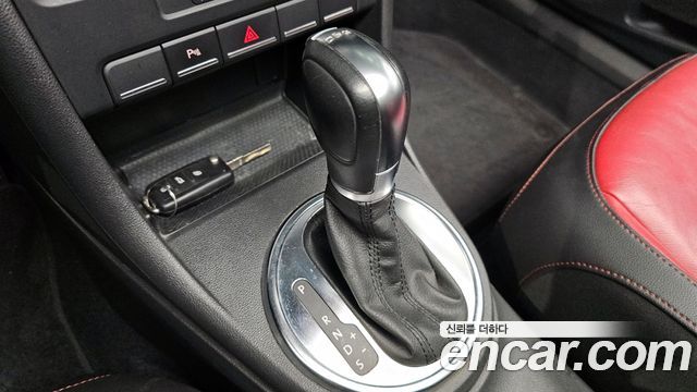 Volkswagen Beetle 2.0 TDI Premium 3rd 2013 — фото 9