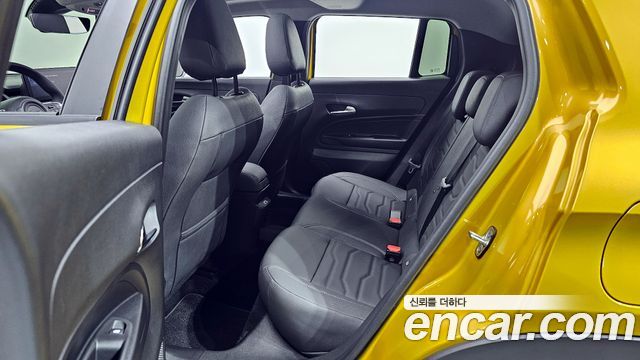 Jeep Avenger Altitude 2024 — фото 12