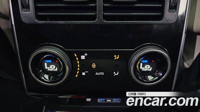 Land Rover Range Rover Sport (II) 3.0 SDV6 AB Dynamic 2018 — фото 19