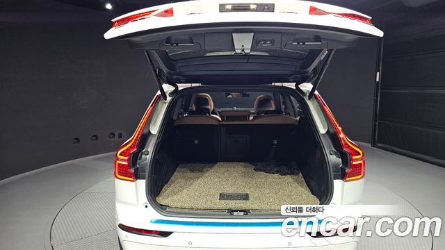 Volvo XC60 (II) T6 Inscription 2018 — фото 20