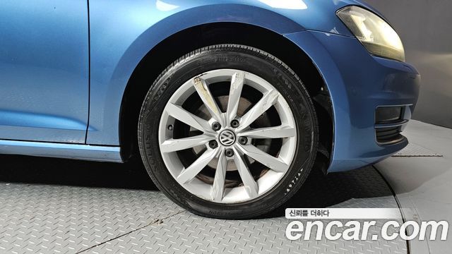 Volkswagen Golf (VII) 2.0 TDI 2015 — фото 5