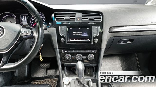 Volkswagen Golf (VII) 2.0 TDI 2015 — фото 14