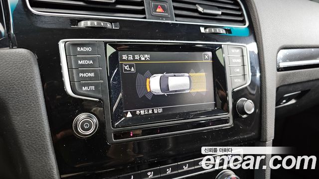Volkswagen Golf (VII) 2.0 TDI 2015 — фото 15