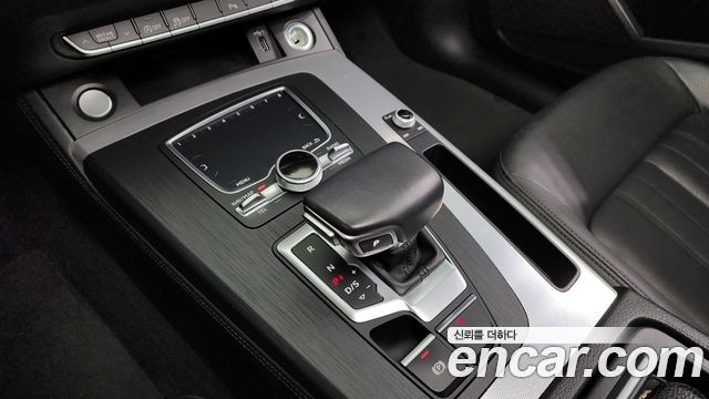 Audi Q5 (FY) 45 TFSI Quattro 2020 — фото 9