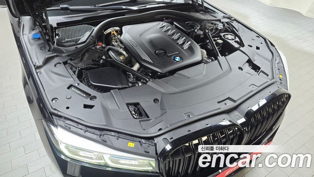 BMW 7 Series (G11) 730d xDrive M Sport 2021 — фото 6