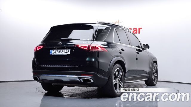 Mercedes-Benz GLE-Class (W167) GLE350e 4MATIC 2021 — фото 2