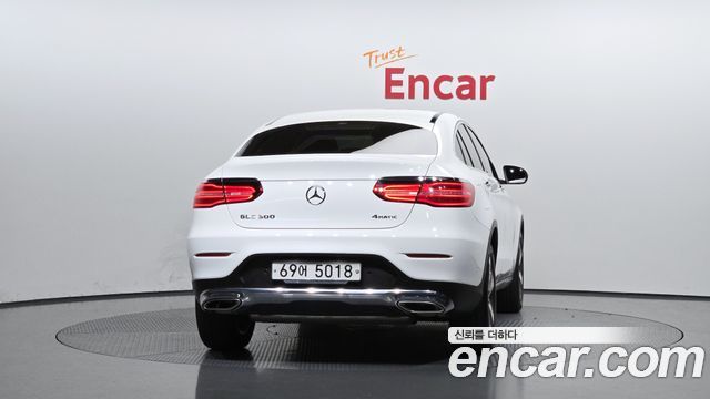 Mercedes-Benz GLC-Class (X253) GCL300 4MATIC Coupe 2019 — фото 4