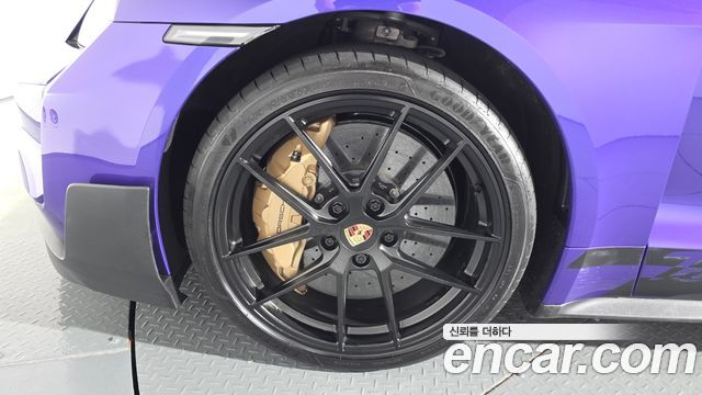 Porsche Taycan Turbo GT Weissach pack 2025 — фото 5