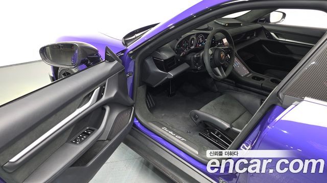 Porsche Taycan Turbo GT Weissach pack 2025 — фото 12