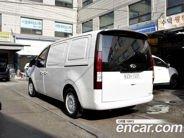 Hyundai Staria Cargo 3-Seater Smart 2022 — фото 4