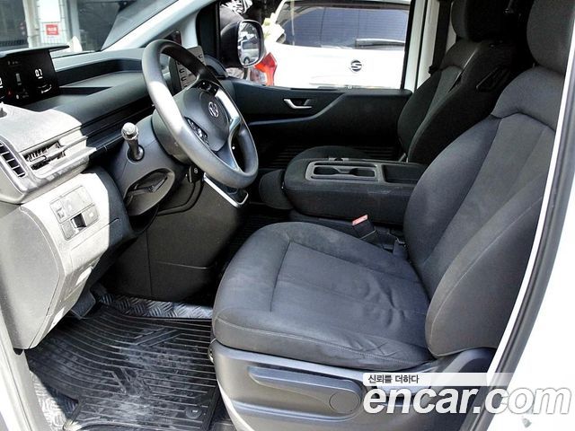 Hyundai Staria Cargo 3-Seater Smart 2022 — фото 5