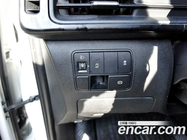 Hyundai Staria Cargo 3-Seater Smart 2022 — фото 18