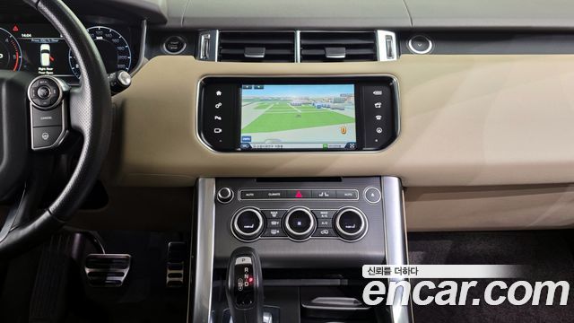Land Rover Range Rover Sport (II) 3.0 SDV6 HSE Dynamic 2016 — фото 18
