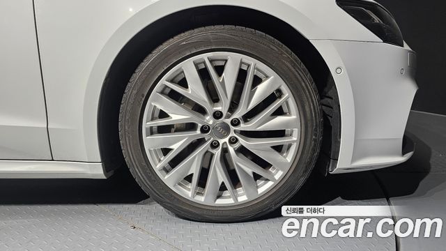 Audi A7 (4K) 45 TDI Quattro Premium 2020 — фото 5