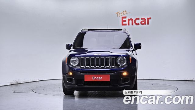 Jeep Renegade 2.4 Longitude 2016 — фото 3